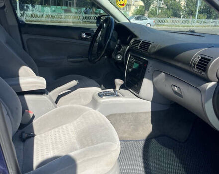 Синий Фольксваген Пассат, объемом двигателя 2.5 л и пробегом 270 тыс. км за 4200 $, фото 6 на Automoto.ua