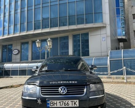 Синий Фольксваген Пассат, объемом двигателя 2.5 л и пробегом 340 тыс. км за 5600 $, фото 1 на Automoto.ua