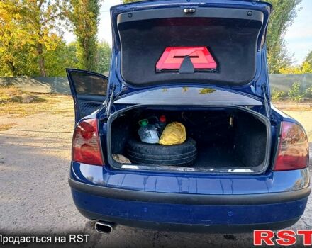 Синій Фольксваген Пассат, об'ємом двигуна 2 л та пробігом 280 тис. км за 5700 $, фото 2 на Automoto.ua