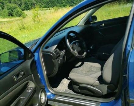 Синій Фольксваген Пассат, об'ємом двигуна 2 л та пробігом 280 тис. км за 4000 $, фото 15 на Automoto.ua