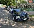 Синий Фольксваген Пассат, объемом двигателя 2 л и пробегом 310 тыс. км за 5000 $, фото 1 на Automoto.ua