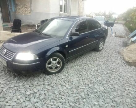 Синий Фольксваген Пассат, объемом двигателя 1.8 л и пробегом 200 тыс. км за 3000 $, фото 2 на Automoto.ua