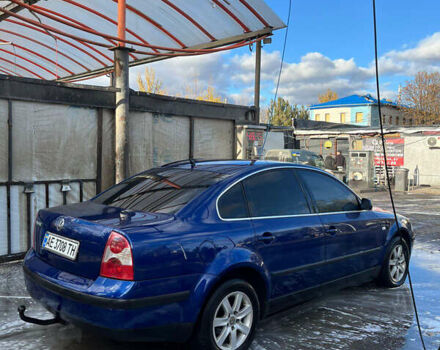 Синий Фольксваген Пассат, объемом двигателя 1.6 л и пробегом 241 тыс. км за 5000 $, фото 2 на Automoto.ua