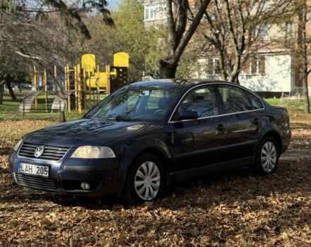 Синий Фольксваген Пассат, объемом двигателя 0 л и пробегом 300 тыс. км за 2700 $, фото 1 на Automoto.ua