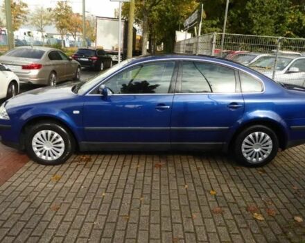 Синій Фольксваген Пассат, об'ємом двигуна 0 л та пробігом 244 тис. км за 1650 $, фото 5 на Automoto.ua