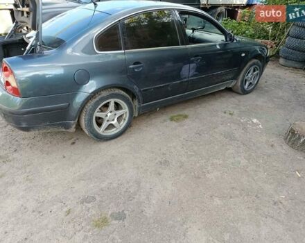 Синий Фольксваген Пассат, объемом двигателя 1.9 л и пробегом 345 тыс. км за 2850 $, фото 3 на Automoto.ua