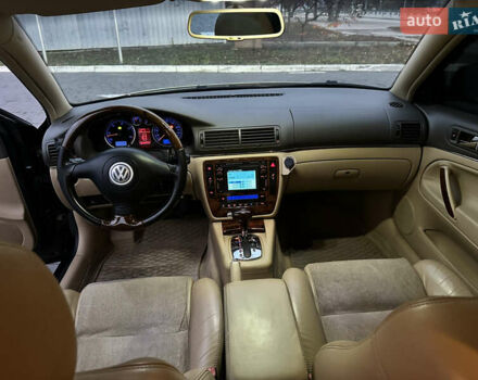 Синій Фольксваген Пассат, об'ємом двигуна 2.5 л та пробігом 294 тис. км за 7000 $, фото 10 на Automoto.ua