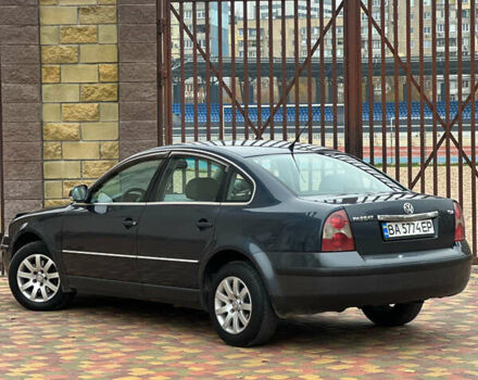 Синий Фольксваген Пассат, объемом двигателя 1.9 л и пробегом 226 тыс. км за 3950 $, фото 4 на Automoto.ua