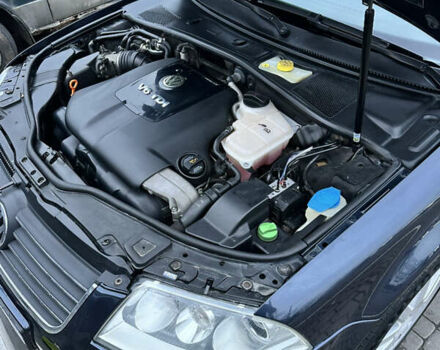 Синій Фольксваген Пассат, об'ємом двигуна 2.5 л та пробігом 294 тис. км за 7000 $, фото 6 на Automoto.ua