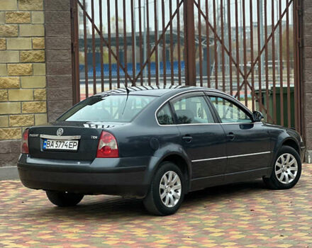 Синий Фольксваген Пассат, объемом двигателя 1.9 л и пробегом 226 тыс. км за 3950 $, фото 5 на Automoto.ua