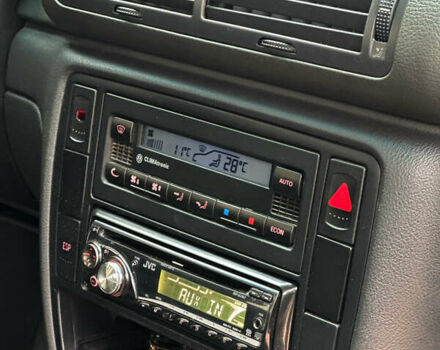 Синий Фольксваген Пассат, объемом двигателя 1.9 л и пробегом 226 тыс. км за 3950 $, фото 10 на Automoto.ua