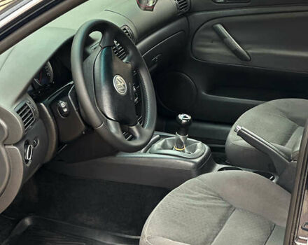 Синий Фольксваген Пассат, объемом двигателя 1.9 л и пробегом 226 тыс. км за 3950 $, фото 8 на Automoto.ua