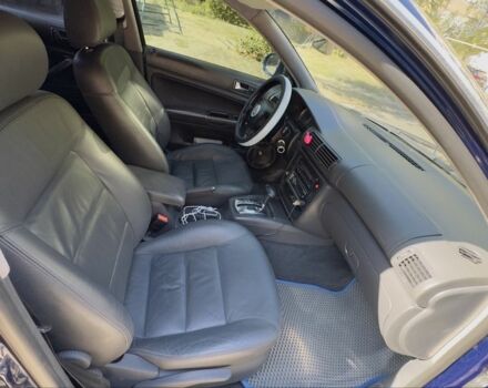 Синий Фольксваген Пассат, объемом двигателя 2.8 л и пробегом 243 тыс. км за 5500 $, фото 4 на Automoto.ua