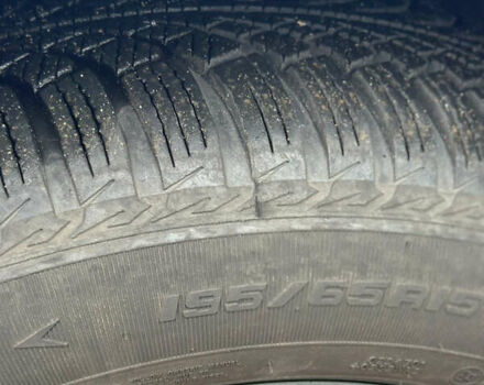 Синий Фольксваген Пассат, объемом двигателя 1.8 л и пробегом 387 тыс. км за 3600 $, фото 5 на Automoto.ua