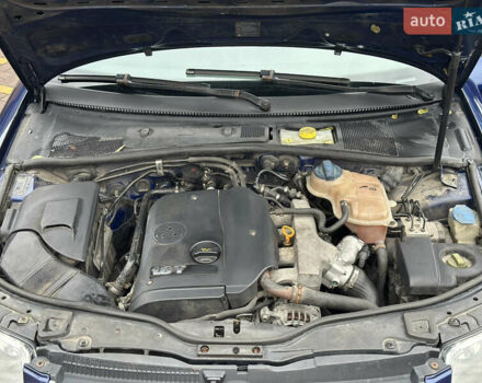 Синий Фольксваген Пассат, объемом двигателя 1.8 л и пробегом 387 тыс. км за 3600 $, фото 8 на Automoto.ua