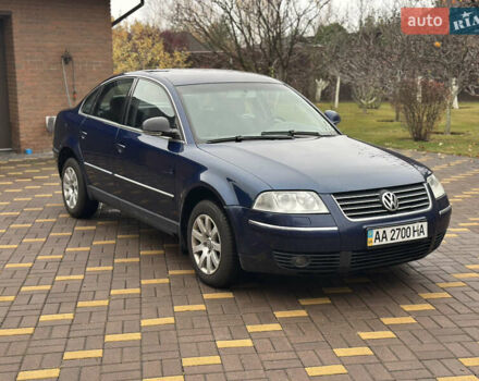 Синий Фольксваген Пассат, объемом двигателя 1.8 л и пробегом 387 тыс. км за 3600 $, фото 2 на Automoto.ua