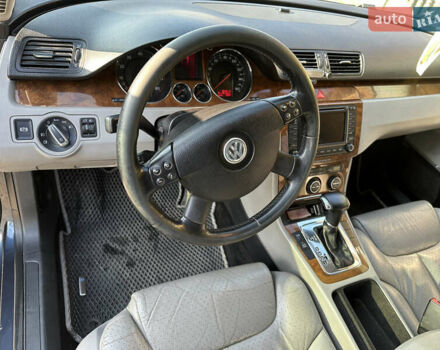 Фольксваген Пассат 2005 в Черновцах на Automoto.ua Синий Фольксваген Пассат, объемом двигателя 1.98 л и пробегом 175 тыс. км за 6950 $, фото 7 на Automoto.ua