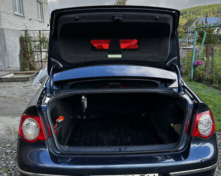 Синий Фольксваген Пассат, объемом двигателя 1.98 л и пробегом 235 тыс. км за 5300 $, фото 35 на Automoto.ua