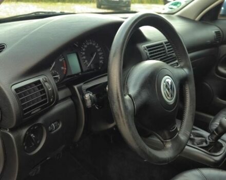 Синій Фольксваген Пассат, об'ємом двигуна 1.9 л та пробігом 240 тис. км за 1400 $, фото 9 на Automoto.ua