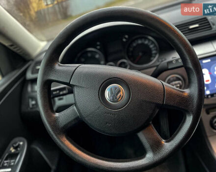 Синий Фольксваген Пассат, объемом двигателя 2 л и пробегом 310 тыс. км за 6100 $, фото 8 на Automoto.ua