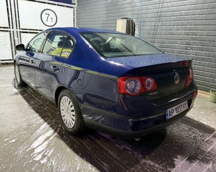 Синий Фольксваген Пассат, объемом двигателя 1.6 л и пробегом 155 тыс. км за 2950 $, фото 4 на Automoto.ua