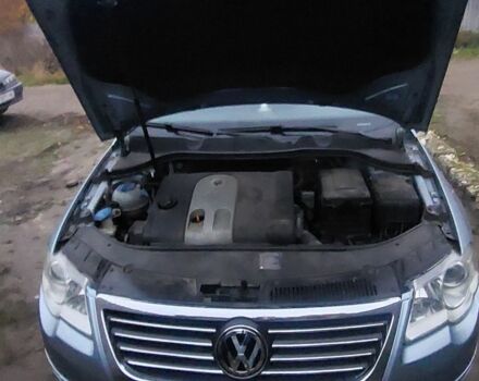 Синий Фольксваген Пассат, объемом двигателя 1.6 л и пробегом 218 тыс. км за 5951 $, фото 7 на Automoto.ua