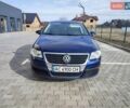 Синий Фольксваген Пассат, объемом двигателя 1.6 л и пробегом 208 тыс. км за 5100 $, фото 1 на Automoto.ua