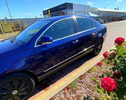 Синій Фольксваген Пассат, об'ємом двигуна 1.6 л та пробігом 240 тис. км за 5700 $, фото 2 на Automoto.ua