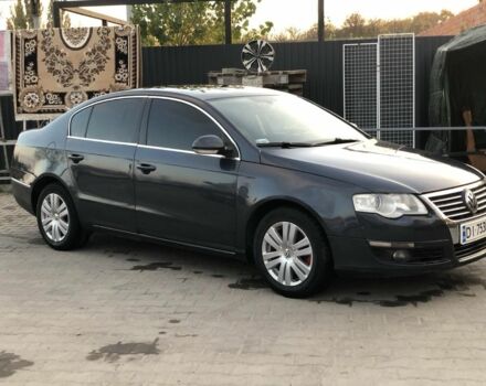 Синий Фольксваген Пассат, объемом двигателя 2 л и пробегом 280 тыс. км за 4150 $, фото 2 на Automoto.ua