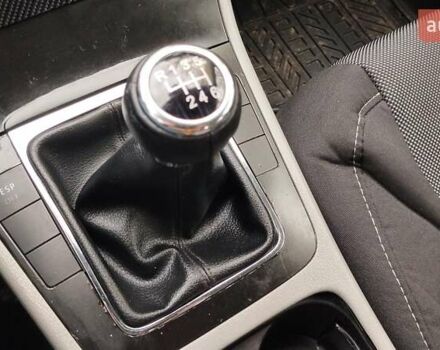 Синій Фольксваген Пассат, об'ємом двигуна 1.6 л та пробігом 265 тис. км за 5700 $, фото 32 на Automoto.ua