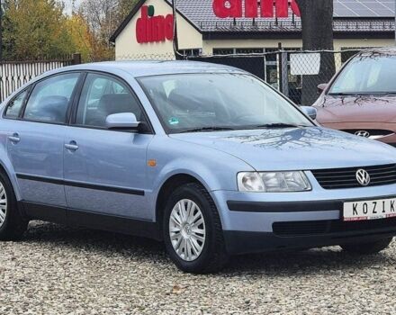 Синій Фольксваген Пассат, об'ємом двигуна 1.9 л та пробігом 240 тис. км за 1400 $, фото 4 на Automoto.ua