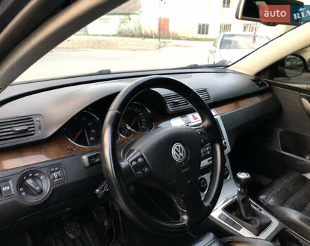 Синий Фольксваген Пассат, объемом двигателя 2 л и пробегом 280 тыс. км за 4100 $, фото 27 на Automoto.ua