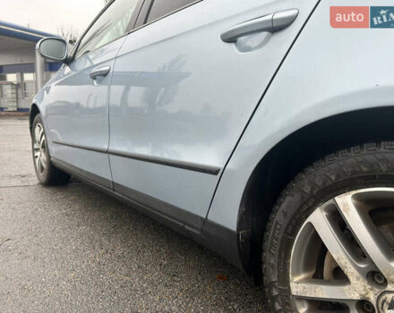 Синий Фольксваген Пассат, объемом двигателя 1.9 л и пробегом 350 тыс. км за 5300 $, фото 8 на Automoto.ua