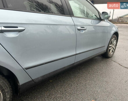 Синий Фольксваген Пассат, объемом двигателя 1.9 л и пробегом 350 тыс. км за 5300 $, фото 14 на Automoto.ua