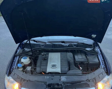 Фольксваген Пассат 2005 в Черновцах на Automoto.ua Синий Фольксваген Пассат, объемом двигателя 1.98 л и пробегом 175 тыс. км за 6950 $, фото 24 на Automoto.ua