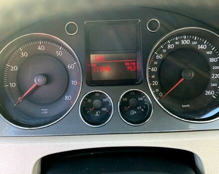 Синий Фольксваген Пассат, объемом двигателя 2 л и пробегом 177 тыс. км за 5600 $, фото 7 на Automoto.ua