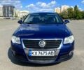 Синий Фольксваген Пассат, объемом двигателя 2 л и пробегом 177 тыс. км за 5600 $, фото 1 на Automoto.ua
