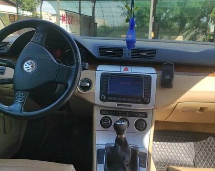 Синий Фольксваген Пассат, объемом двигателя 2 л и пробегом 257 тыс. км за 5200 $, фото 3 на Automoto.ua