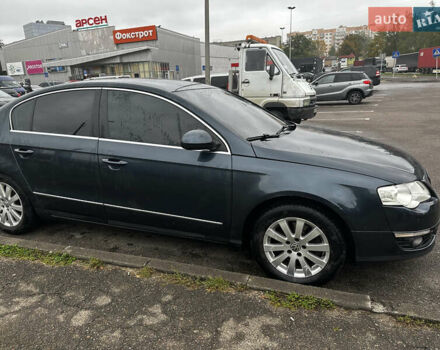 Синий Фольксваген Пассат, объемом двигателя 1.98 л и пробегом 235 тыс. км за 5300 $, фото 7 на Automoto.ua