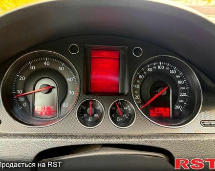 Синій Фольксваген Пассат, об'ємом двигуна 1.6 л та пробігом 279 тис. км за 5400 $, фото 4 на Automoto.ua