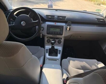 Синий Фольксваген Пассат, объемом двигателя 1.6 л и пробегом 225 тыс. км за 6700 $, фото 9 на Automoto.ua