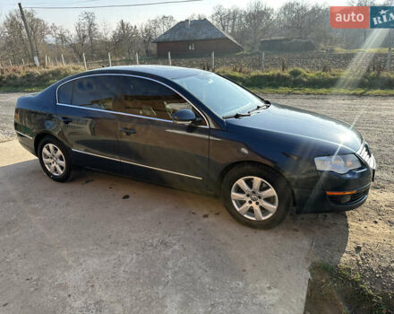 Фольксваген Пассат 2005 в Черновцах на Automoto.ua Синий Фольксваген Пассат, объемом двигателя 1.98 л и пробегом 175 тыс. км за 6950 $, фото 5 на Automoto.ua