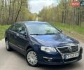 Синий Фольксваген Пассат, объемом двигателя 1.6 л и пробегом 250 тыс. км за 3999 $, фото 1 на Automoto.ua