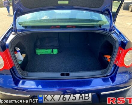 Синий Фольксваген Пассат, объемом двигателя 2 л и пробегом 177 тыс. км за 5600 $, фото 8 на Automoto.ua