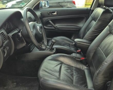 Синій Фольксваген Пассат, об'ємом двигуна 1.9 л та пробігом 240 тис. км за 1400 $, фото 7 на Automoto.ua