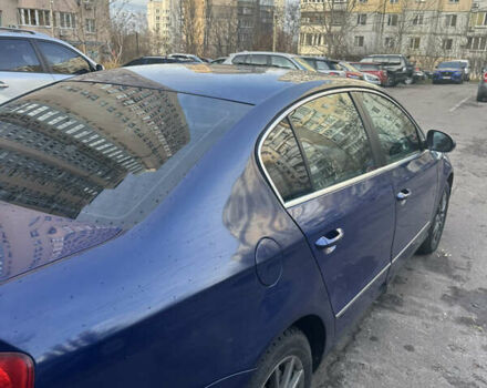 Синій Фольксваген Пассат, об'ємом двигуна 2 л та пробігом 230 тис. км за 5300 $, фото 3 на Automoto.ua