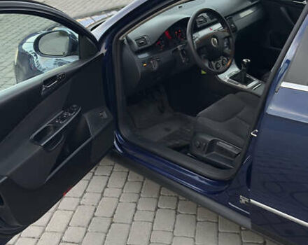 Синий Фольксваген Пассат, объемом двигателя 1.6 л и пробегом 283 тыс. км за 6900 $, фото 20 на Automoto.ua