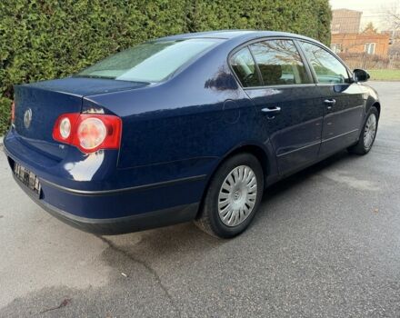 Синий Фольксваген Пассат, объемом двигателя 1.6 л и пробегом 160 тыс. км за 4400 $, фото 2 на Automoto.ua
