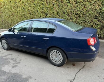 Синий Фольксваген Пассат, объемом двигателя 1.6 л и пробегом 160 тыс. км за 4400 $, фото 3 на Automoto.ua