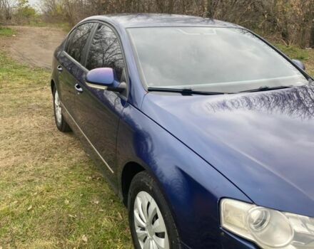 Синій Фольксваген Пассат, об'ємом двигуна 2 л та пробігом 300 тис. км за 4500 $, фото 6 на Automoto.ua